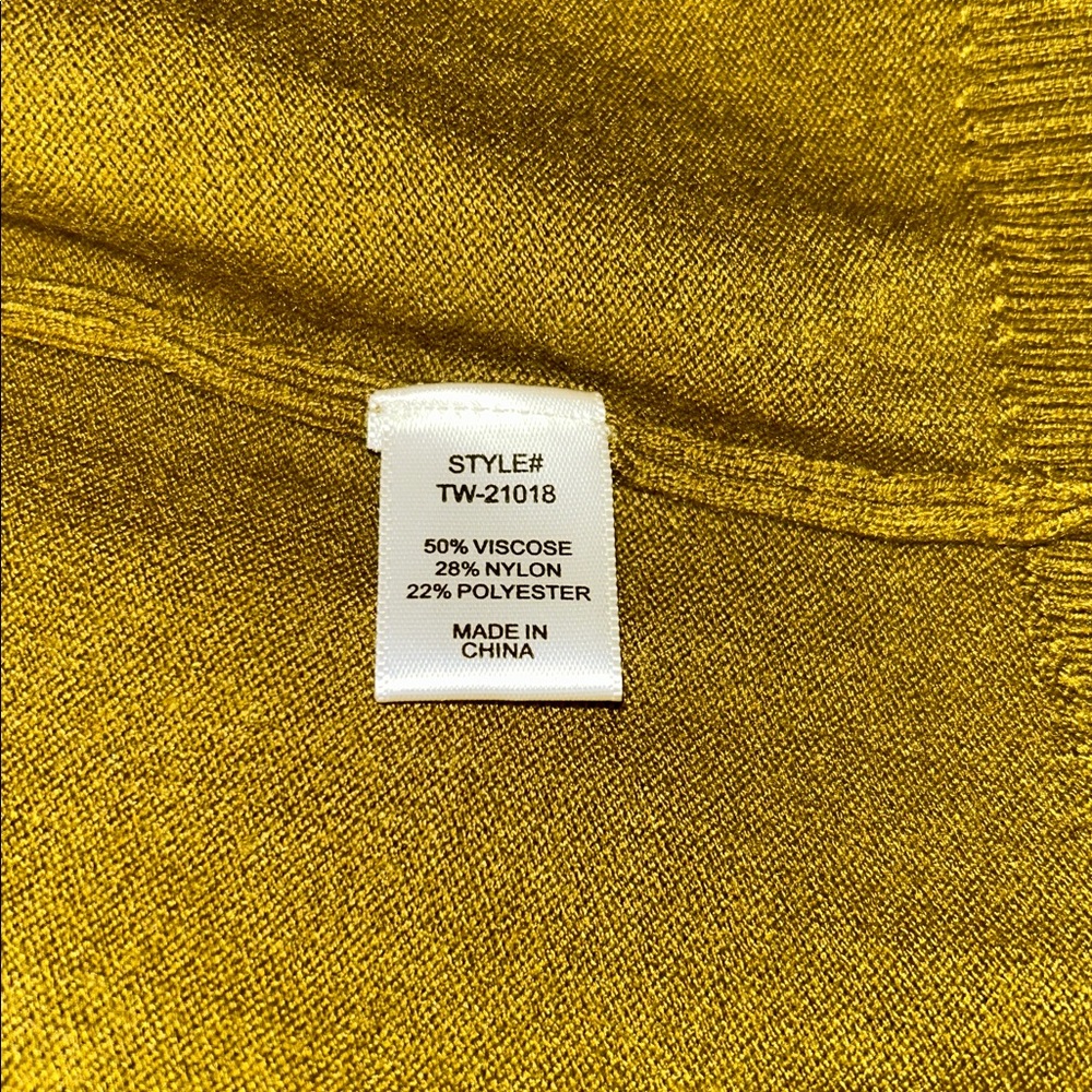 Zenana Outfitters Olive Green V-Neck Sweater XL - Picture 7 of 8